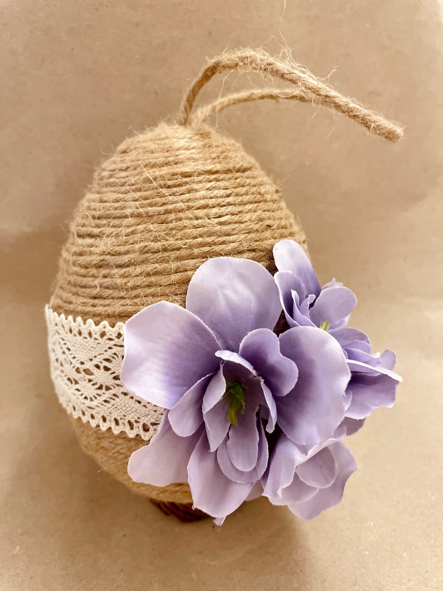 UOVA DECORATIVE