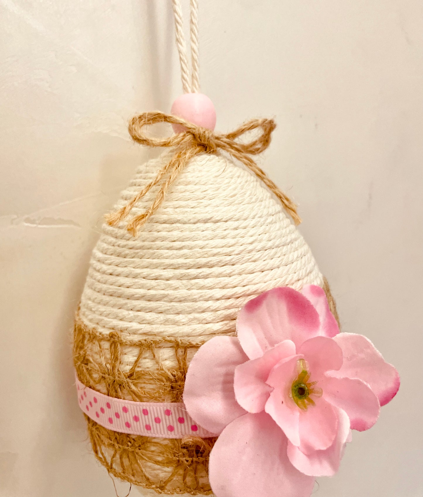 UOVA DECORATIVE